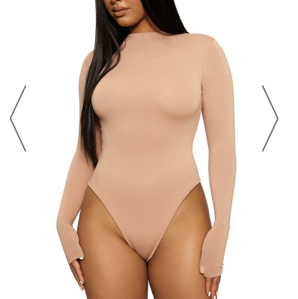 NWT Naked Wardrobe Medium Sand Bodysuit